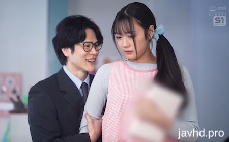 clip sex hong kong Doggy con ghệ xinh tê bím tại hồ bơi