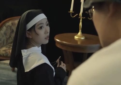 bùi trà lộ clip sex Em gái xinh đẹp trở lại trường sau khi bị địt tập thể mười năm trước